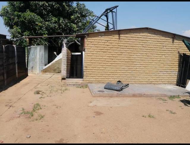 1 BEDROOM HOUSE FOR SALE IN OLIEVENHOUTBOSCH